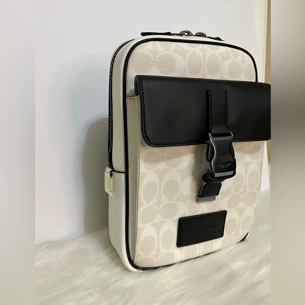 Men’s Coach Backpack Bum Track Pack Color Block Bag White C Monogram NWT - Picture 3 of 13
